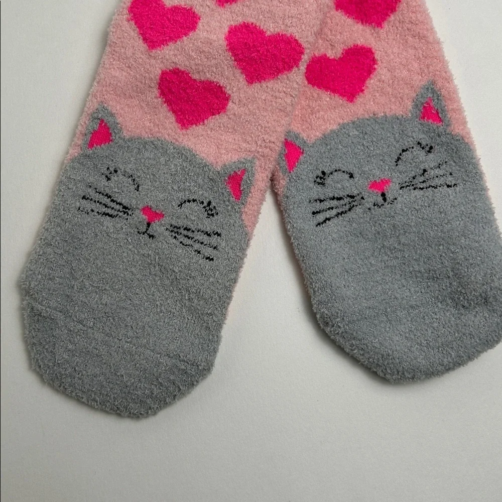 Pink‎ and Gray Cat Heart Socks